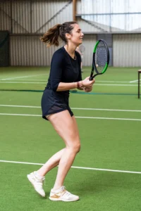 joueuse du Manche Tennis Club terrain de tennis à Saint-Lo